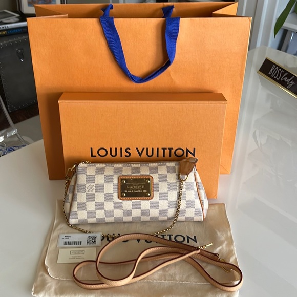 Louis Vuitton Handbags - Louis Vuitton 💯 Authentic Eva D.Azur